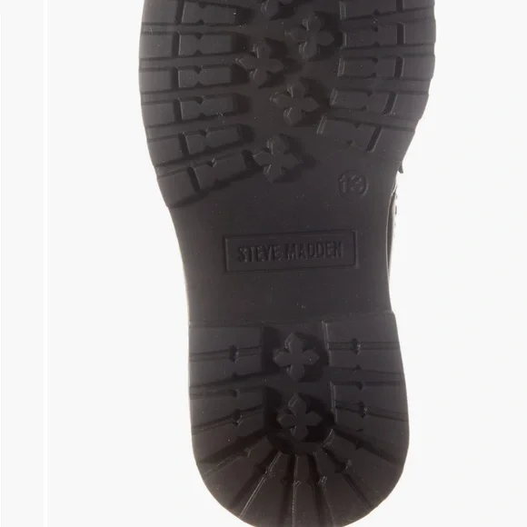 Steve Madden Black Patent Leather and Gold Loafers girls size 4 - Picture 10 of 10